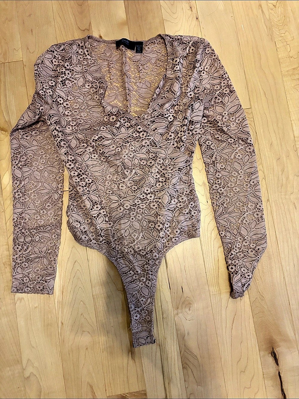 basik by rili style Lace Long Sleeve Bodysuit in Pink Size Small